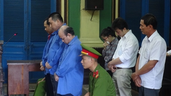 Tin tức thời sự mới nhất h&ocirc;m nay ng&agrave;y 19/11: X&eacute;t xử Đại t&aacute; qu&acirc;n đội 