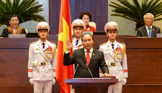 Thủ tướng Nguyễn Xu&acirc;n Ph&uacute;c tuy&ecirc;n thệ s&aacute;ng ng&agrave;y 7/4/2016