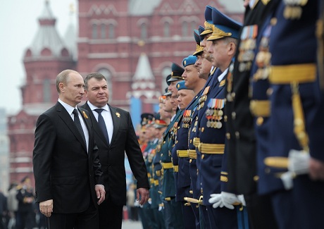 Nhiều &yacute; kiến thắc mắc xung quanh quyết định n&agrave;y của Tổng thống Putin