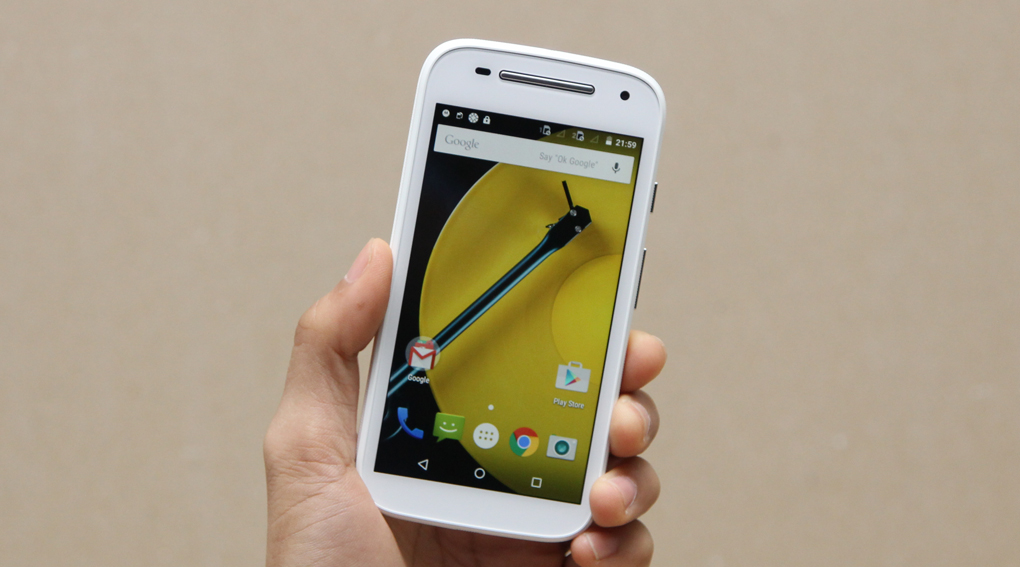 Motorola Moto E l&agrave; smartphone gi&aacute; rẻ chạy Android Lollipop
