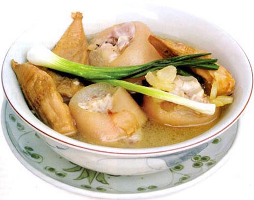 Người b&eacute;o ph&igrave; n&ecirc;n chọn chế độ dinh dưỡng hợp l&iacute;, v&igrave; khi ăn nhiều m&oacute;ng gi&ograve; nguy cơ tăng c&acirc;n c&agrave;ng cao hơn