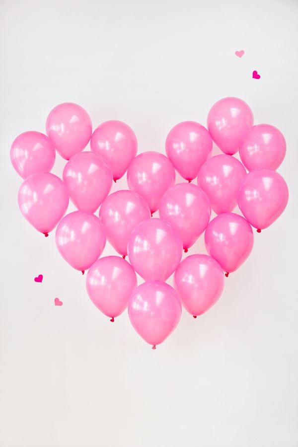 Những quả b&oacute;ng gi&uacute;p trang tr&iacute; nh&agrave; ng&agrave;y Valentine th&ecirc;m phần l&atilde;ng mạn