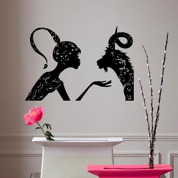 D&ugrave;ng sticker h&igrave;nh d&ecirc; l&agrave;m điểm nhấn cho bức tường th&ecirc;m sinh động 