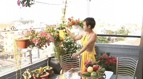 Ngỡ ng&agrave;ng khối t&agrave;i sản &lsquo;khủng&rsquo; của nghệ sĩ Việt Hương