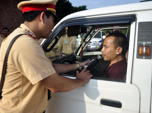 Những m&ugrave;a xu&acirc;n kh&ocirc;ng kịp đ&oacute;n giao thừa