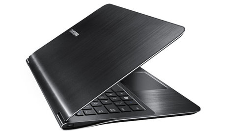 M&aacute;y t&iacute;nh x&aacute;ch tay si&ecirc;u nhẹ Samsung Series 9