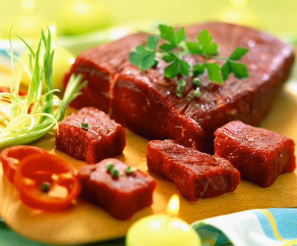 Người mắc bệnh về huyết &aacute;p kh&ocirc;ng n&ecirc;n ăn m&oacute;n đặc sản thịt tr&acirc;u, b&ograve; n&agrave;y