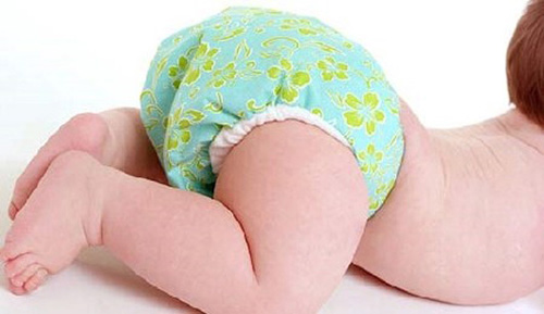 Để chăm s&oacute;c trẻ sơ sinh tốt cần chọn bỉm đ&uacute;ng k&iacute;ch cỡ