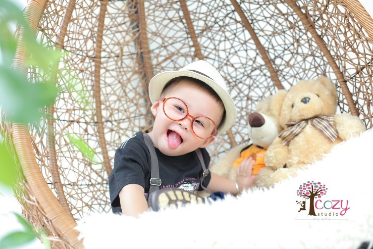 Kỹ thuật chụp ảnh khoảnh khắc tự nhi&ecirc;n của b&eacute; mang lại những bức ảnh dễ thương đến kh&oacute; tả