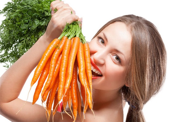 Trị mụn hiệu quả với mặt nạ c&agrave; rốt cho da mềm mịn  - ảnh 1