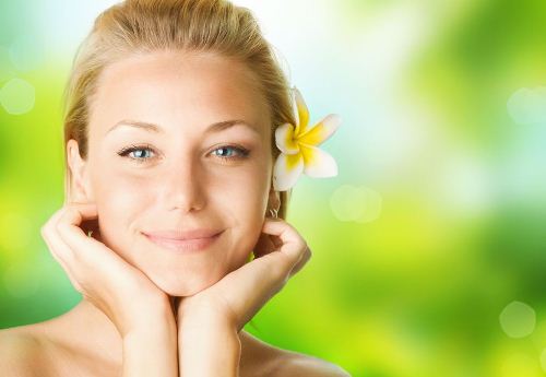 trị mụn trứng c&aacute; từ thi&ecirc;n nhi&ecirc;n