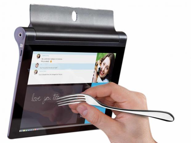 M&agrave;n h&igrave;nh chiếc Lenovo Yoga đem đến trong triển l&atilde;m c&ocirc;ng nghệ CES năm nay c&oacute; thể d&ugrave;ng với mọi vật