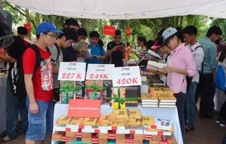 Hưởng ứng Ng&agrave;y S&aacute;ch Việt Nam, Nh&agrave; xuất bản Khoa học v&agrave; Kỹ thuật sẽ tham gia tại gian h&agrave;ng C76 từ ng&agrave;y 20-24/4/2016, với chủ đề &ldquo;S&aacute;ch với t&aacute;c giả&rdquo;.