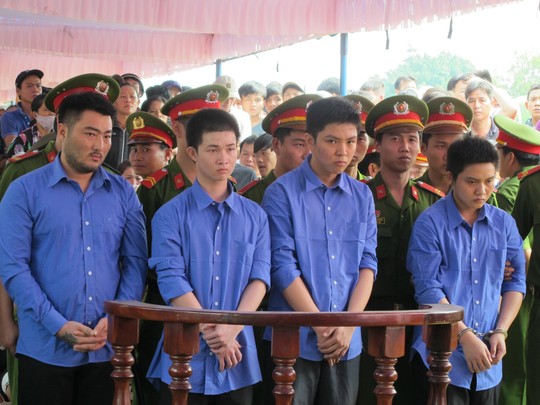 Hung thủ trộm ch&oacute; bắn chết người bị tuy&ecirc;n phạt t&ugrave; giam v&agrave; tử h&igrave;nh