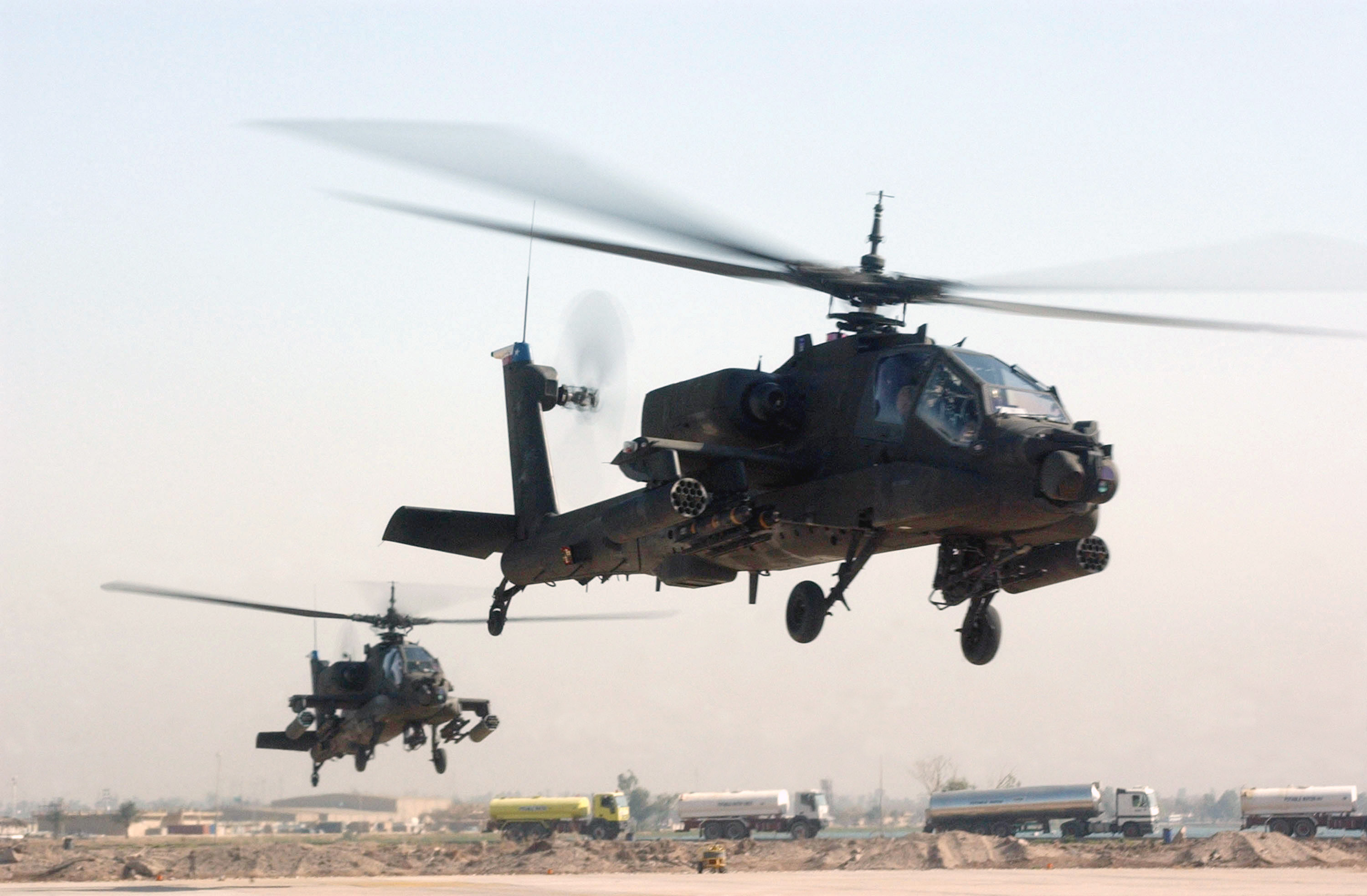 AH-64 Apache l&agrave; trực thăng tấn c&ocirc;ng đa nhiệm t&aacute;c chiến tầm gần