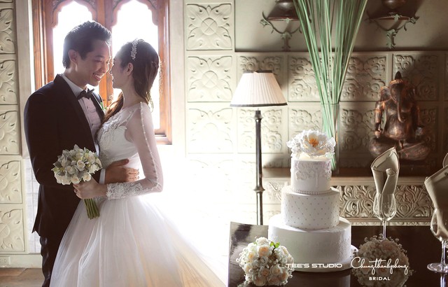 Bộ hình cố gắng lưu giữ những khoảnh khắc hạnh phúc thật sự của cặp đôi đáng yêu này.