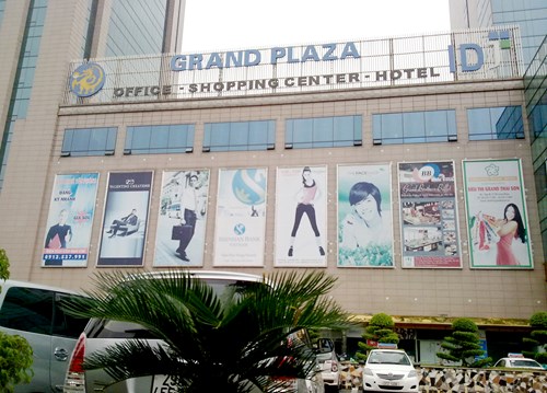 Thi&ecirc;n đường mua sắm Grand Plaza đ&oacute;ng cửa v&igrave; qu&aacute; ế ẩm