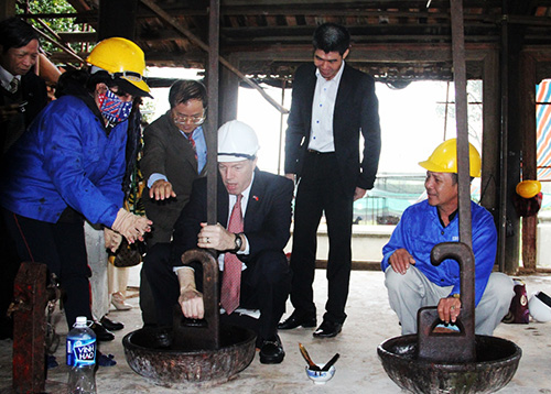 Tr&ugrave;ng tu di t&iacute;ch Huế l&agrave; việc l&agrave;m cấp b&aacute;ch trong t&igrave;nh trạng Triệu Tổ Miếu đang xuống cấp nghi&ecirc;m trọng