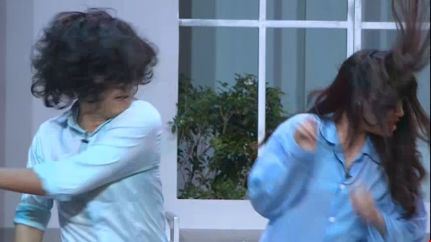 Trường Giang bất ngờ t&aacute;t Nh&atilde; Phương, đ&ograve;i chia tay tr&ecirc;n s&oacute;ng truyền h&igrave;nh