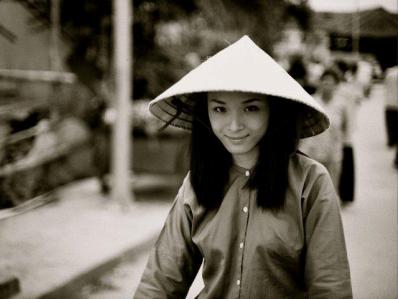 Trương Hồ Phương Nga cũng tham gia đ&oacute;ng phim