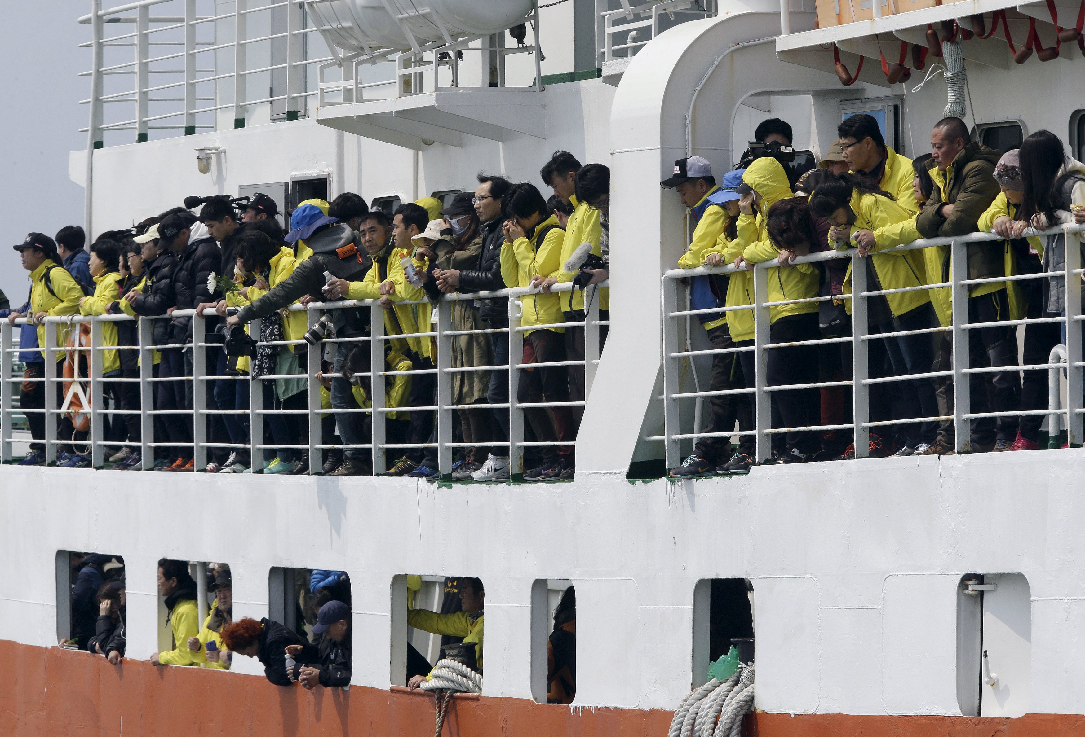Vụ đắm ph&agrave; Sewol h&ocirc;m 16/4/2014 đ&atilde; cướp đi sinh mạng của 304 người