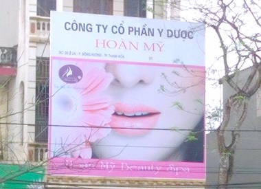 Tung tin tuyển dụng, chạy việc v&agrave;o bệnh viện, nữ gi&aacute;m đốc lừa đảo hơn 6 tỷ bị bắt