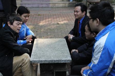 Các bạn đoàn viên được con trai Đại tướng kể về cuộc sống sinh hoat đời thường của Đại tướng Võ Nguyên Giáp