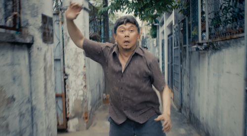 Ch&iacute; T&agrave;i v&agrave;o vai &ocirc;ng gi&agrave; nghiện ngập.