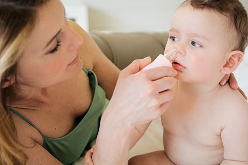 Việc uống vitamin C h&agrave;ng ng&agrave;y để ph&ograve;ng bệnh cảm lạnh dường như cũng kh&ocirc;ng qu&aacute; hữu &iacute;ch như lầm tưởng