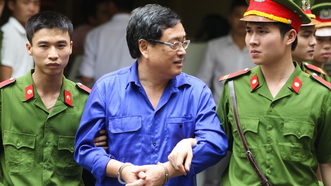 Bị cáo Lê Vũ Kỳ (58 tuổi, nguyên phó chủ tịch hội đồng quản trị Ngân hàng ACB), đã bị kết án 5 năm tù