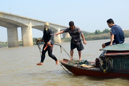 T&igrave;m kiếm x&aacute;c nạn nh&acirc;n thẩm mỹ viện C&aacute;t Tường rất kh&oacute; khăn