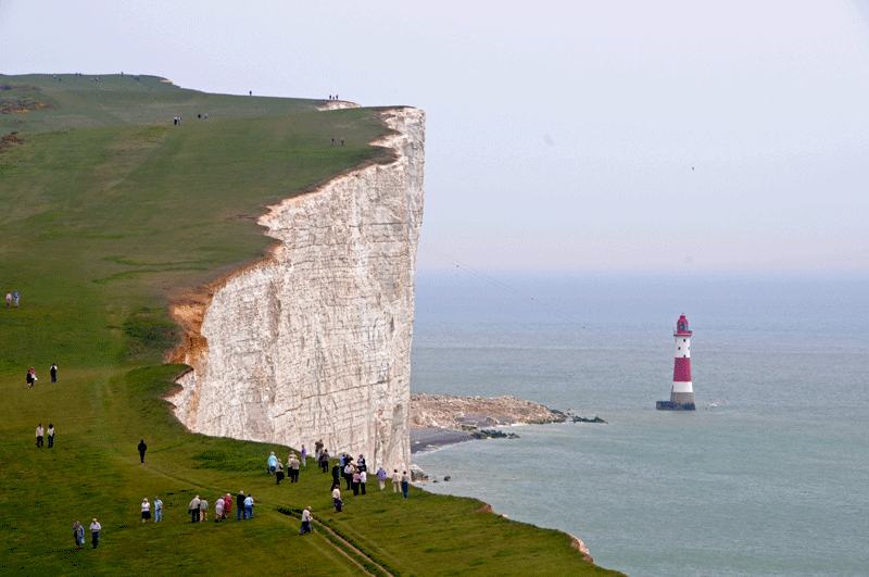 V&aacute;ch đ&aacute; Beachy Head nơi ghi nhận nhiều vụ tự s&aacute;t