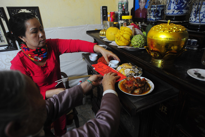 &ocirc;ng b&agrave; ta c&oacute; c&acirc;u: &rdquo;Lễ Phật quanh năm kh&ocirc;ng bằng ng&agrave;y Rằm th&aacute;ng Gi&ecirc;ng&rdquo;