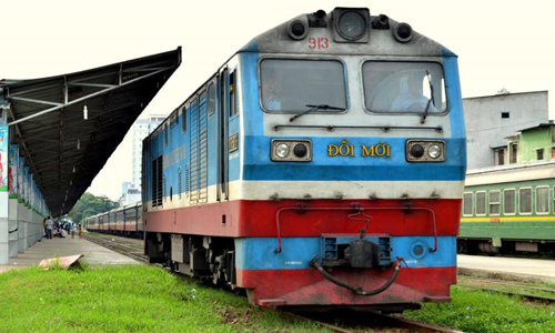 VNR sẽ giảm gi&aacute; v&eacute; t&agrave;u 30/4 với số lượng 11.000 v&eacute; tr&ecirc;n 90 đo&agrave;n t&agrave;u gồm c&aacute;c loại chỗ kh&aacute;c nhau