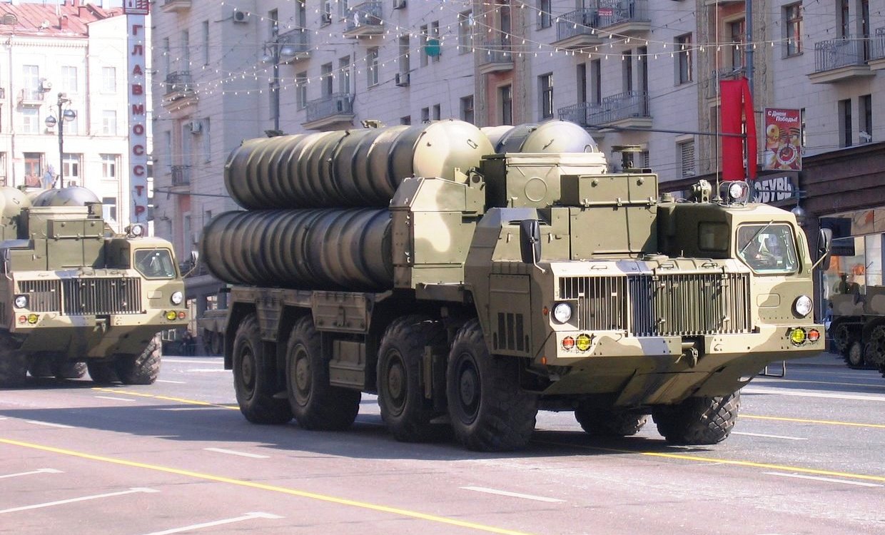 Tổ hợp t&ecirc;n lửa S-300 được đ&aacute;nh gi&aacute; l&agrave; một trong những hệ thống t&ecirc;n lửa uy lực nhất thế giới