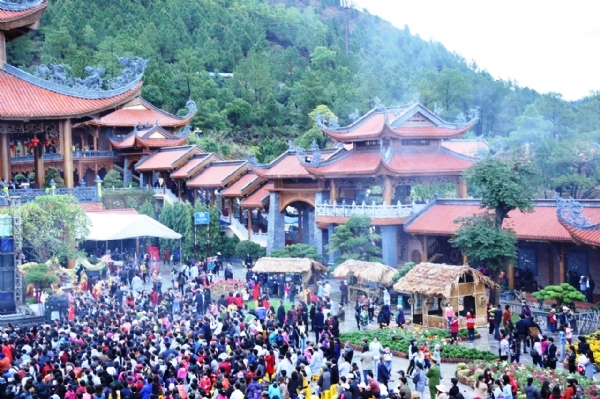 hội xuân chùa ba vàng hội xuân chùa ba vàng