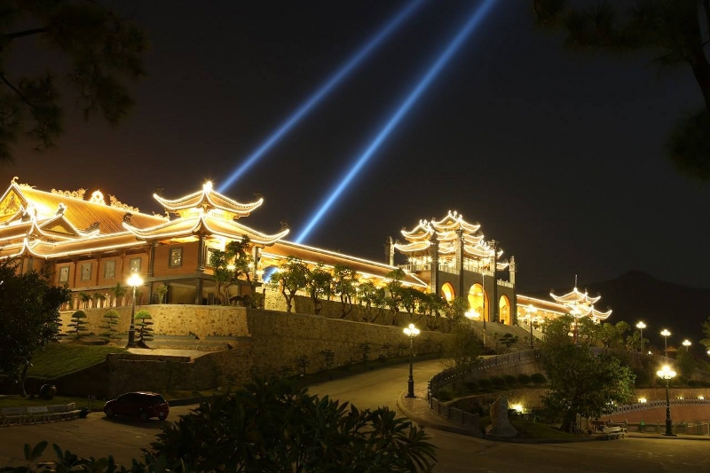chùa ba vàng quảng ninh chùa ba vàng quảng ninh