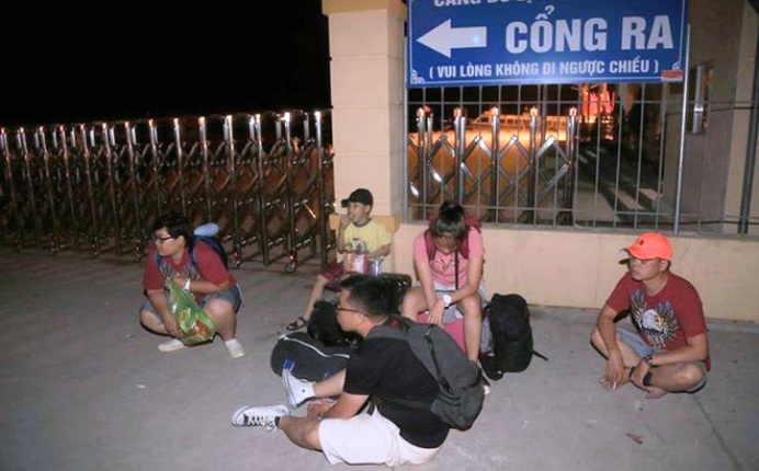 Ủy ban nhân dân tỉnh Quảng Ninh chỉ đạo làm rõ thông tin tàu Ka Long bỏ rơi khách du lịch Ủy ban nhân dân tỉnh Quảng Ninh chỉ đạo làm rõ thông tin tàu Ka Long bỏ rơi khách du lịch