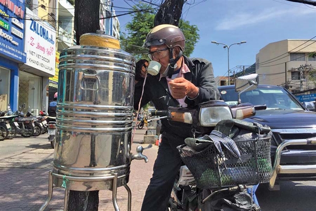 Thời tiết nắng nóng, ăn uống thế nào cho hợp lý? Thời tiết nắng nóng, ăn uống thế nào cho hợp lý?