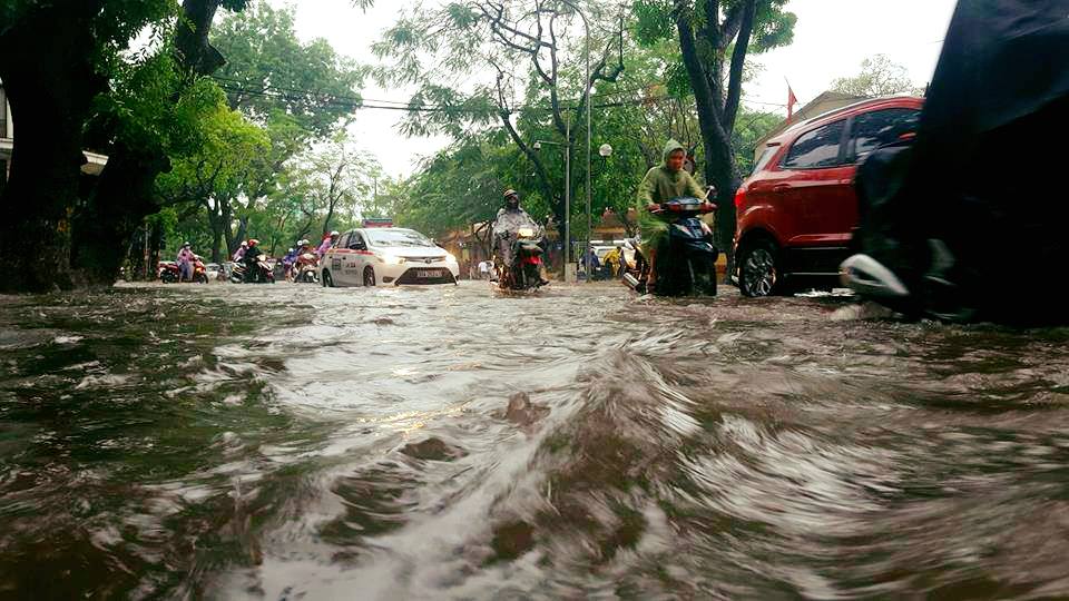 ngập &uacute;ng ở h&agrave; nội