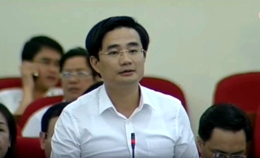 Khai th&aacute;c than tr&aacute;i ph&eacute;p ở Quảng Ninh