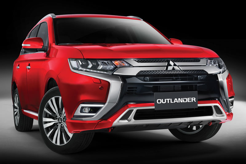 Mitsubishi Outlander 2022 'đẹp long lanh' gi&aacute; rẻ bất ngờ