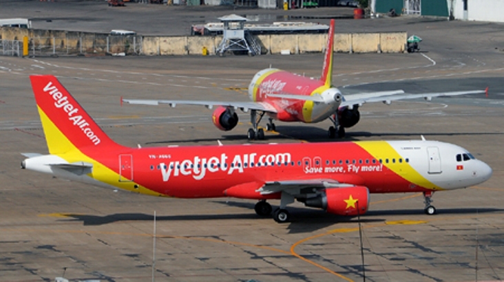 Vietjet air hủy chuyến bay đi miền trung