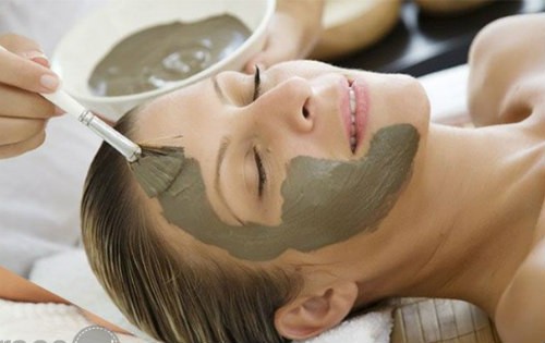 B&ugrave;n kho&aacute;ng được coi l&agrave; "cứu c&aacute;nh" cho nhan sắc của phụ nữ