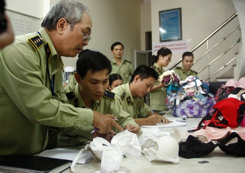Cơ quan chức năng cần l&agrave;m r&otilde; th&ecirc;m dầu kho&aacute;ng c&oacute; hại cho 13Win19 ưu đãi hấp dẫn người 13Win18 đa dạng khuyến mãi khi sử dụng trong &aacute;o ngực hay kh&ocirc;ng