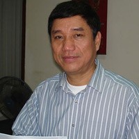 Theo &ocirc;ng L&ecirc; Hồng Sơn, việc lưu th&ocirc;ng chiếc xe chưa sang t&ecirc;n đổi chủ kh&ocirc;ng ảnh hưởng g&igrave; đến trật tự giao th&ocirc;ng trong bối cảnh kh&ocirc;ng c&oacute; tranh chấp về quyền sở hữu.