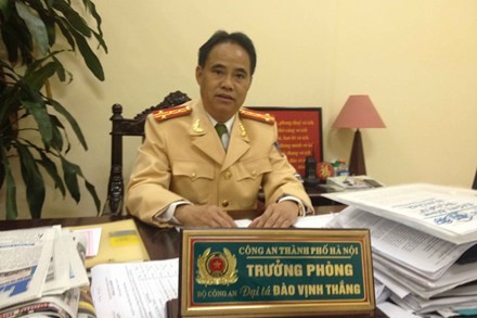 Đại t&aacute; Đ&agrave;o Vinh Thắng, trưởng ph&ograve;ng CSGT C&ocirc;ng an H&agrave; Nội