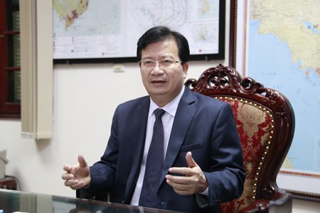 Bộ trưởng Bộ X&acirc;y dựng Trinh Đ&igrave;nh Dũng 