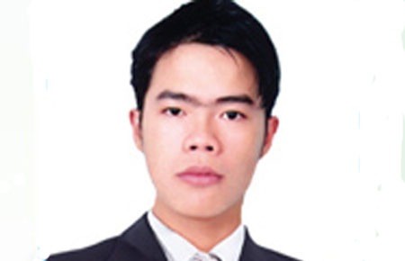 &Ocirc;ng Trầm Khải H&ograve;a - triệu ph&uacute; đ&ocirc; la trẻ nhất s&agrave;n chứng kho&aacute;ng