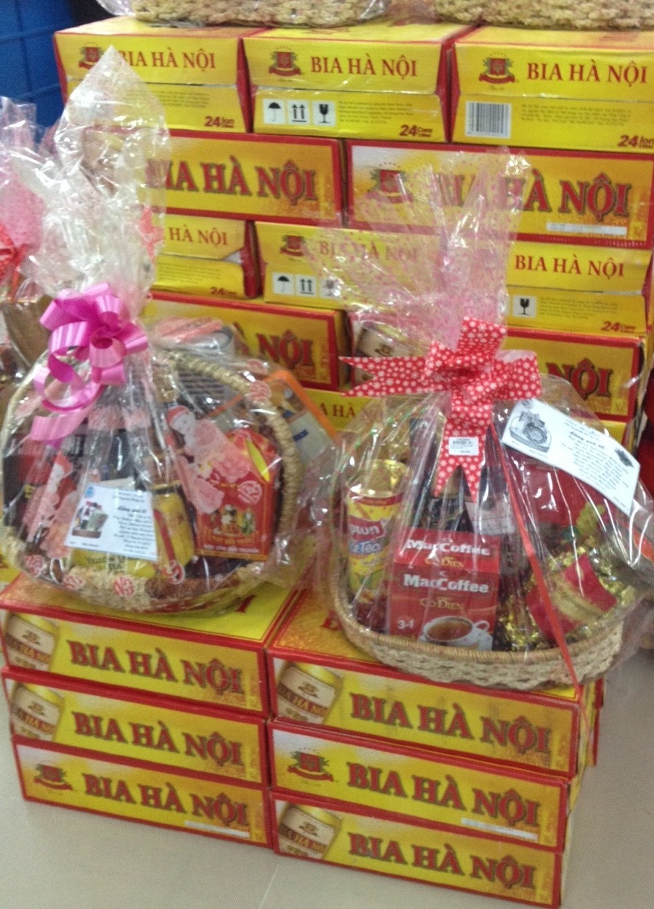 Bia bị đẩy gi&aacute; từng ng&agrave;y